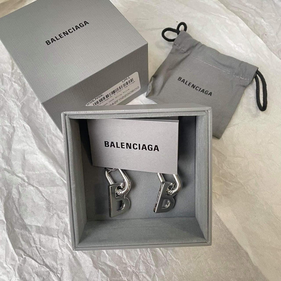 Khuyên tai Balenciaga chữ B trơn