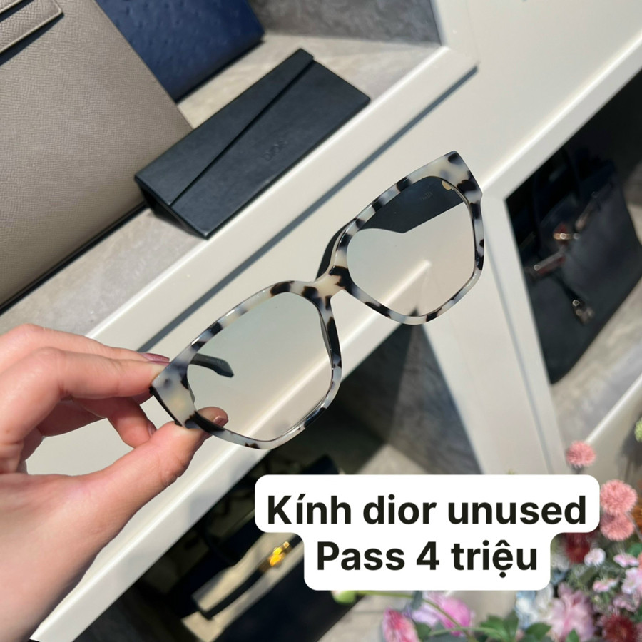 Kính Dior