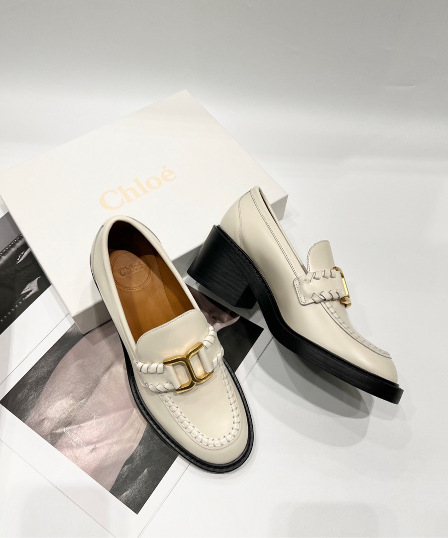 Giày Chloe loafer trắng, gót 6cm