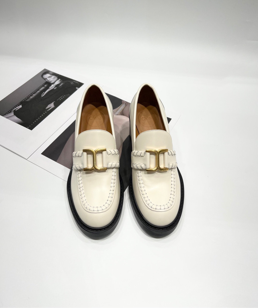 Giày Chloe loafer trắng, gót 6cm