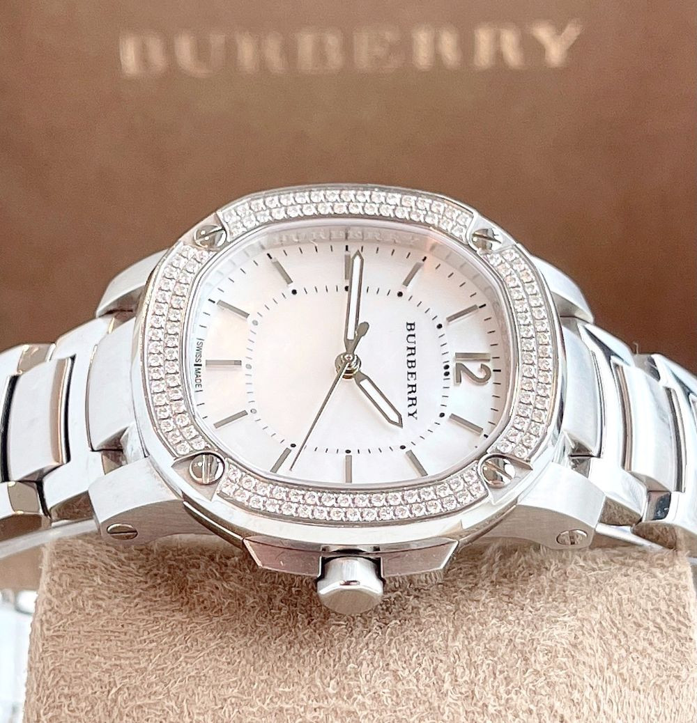 Đồng hồ Burberry Britain Diamond Watch Case 34mm