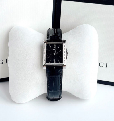 Đồng hồ Gucci G-Timeless 138 Watch Regtangle Case 26,5x26mm
