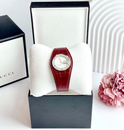 Đồng hồ Gucci 104 Bandeau Red Ladies Watch Case 32mm
