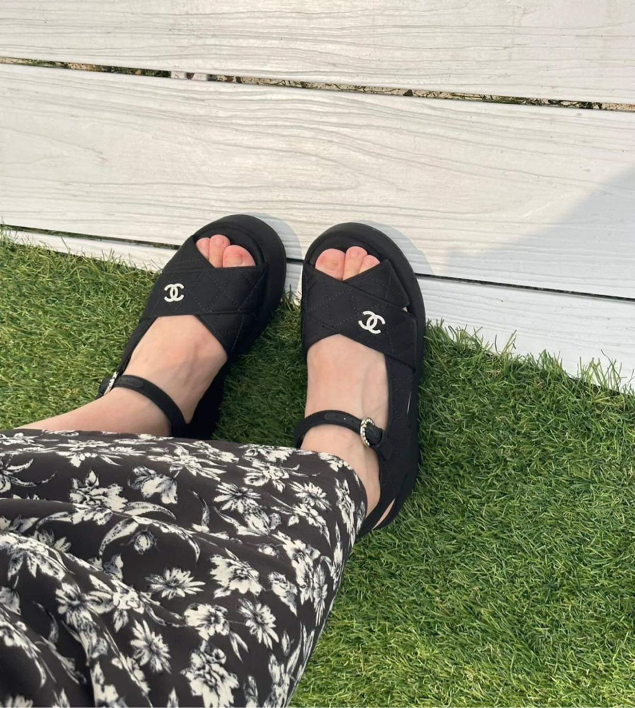 Sandal Chanel đẹp xỉu