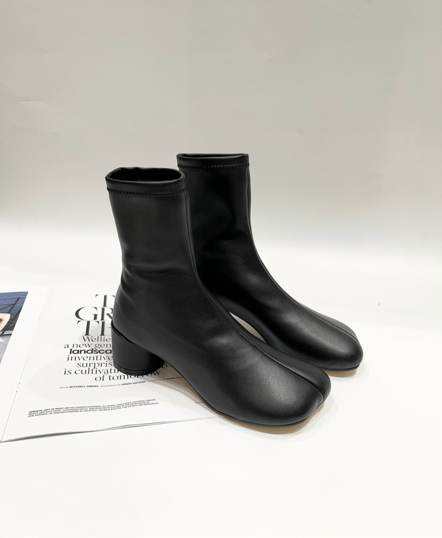Boot Maison Margiela đen, gót 7cm