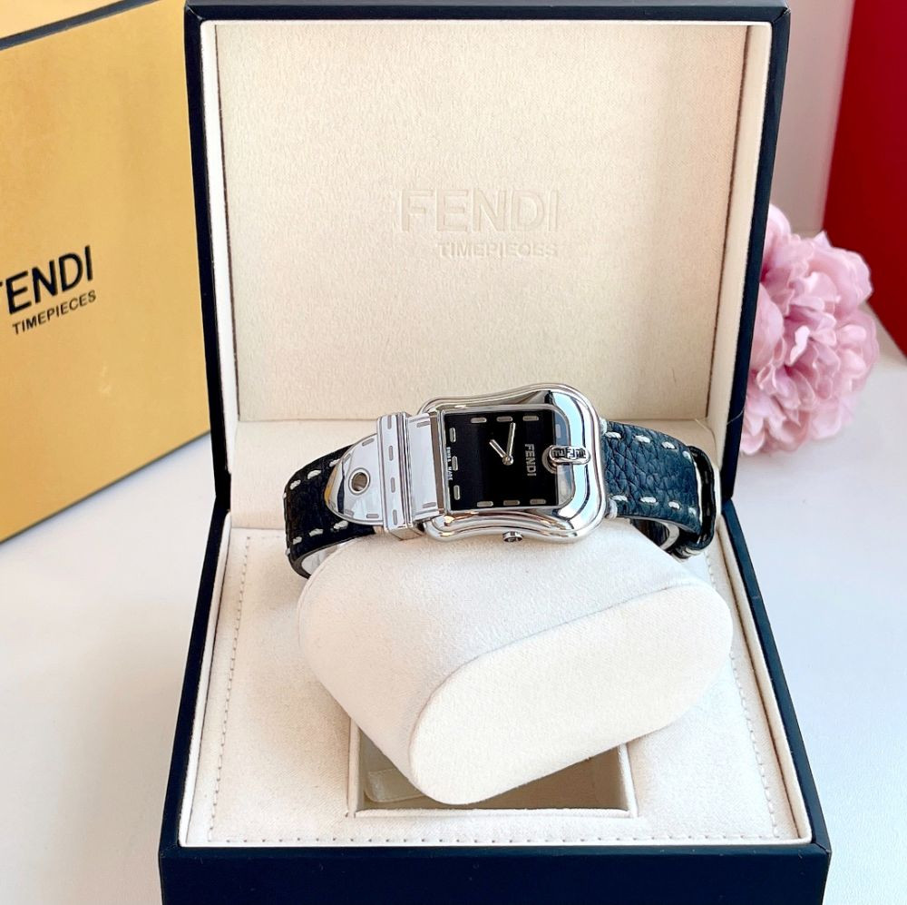 Đồng hồ Fendi B. Fendi Case 42*28mm