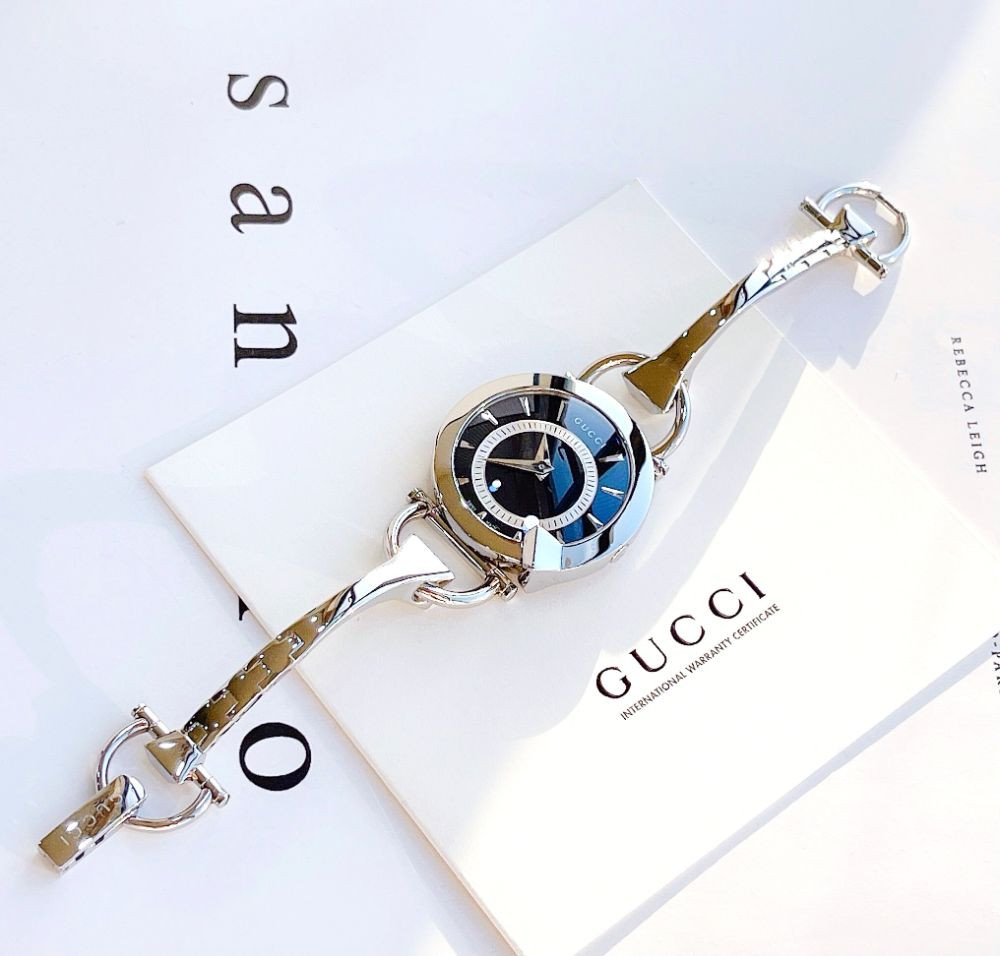 Đồng hồ Gucci Chiodo Case 35mm