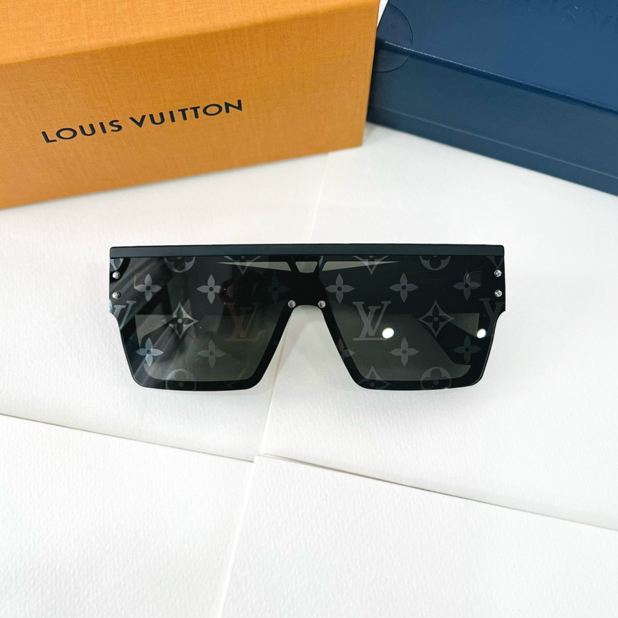 Kính râm Louis Vuitton Waimea sz E