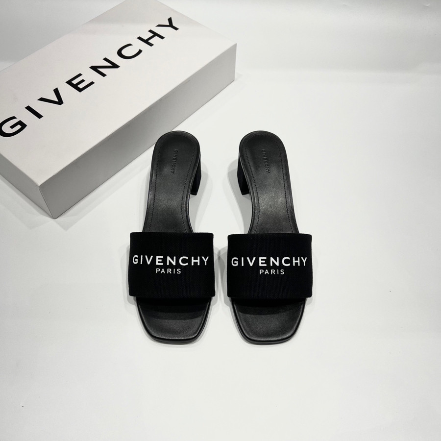 Guốc Givenchy quai chữ, gót 6cm