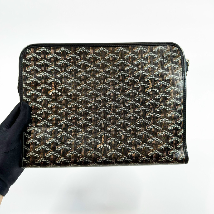 Clutch goyard