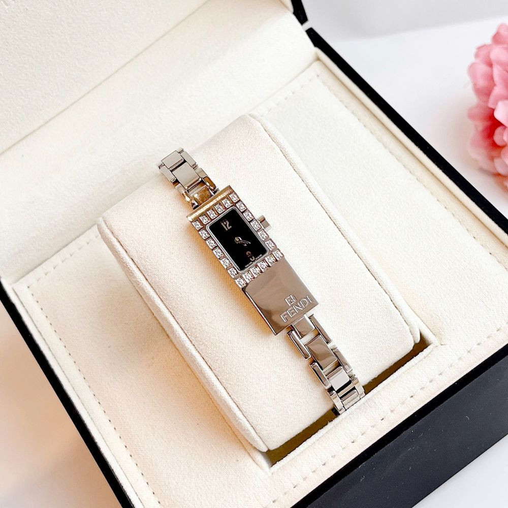 Đồng hồ Fendi 3300L Diamond Case 15*35mm