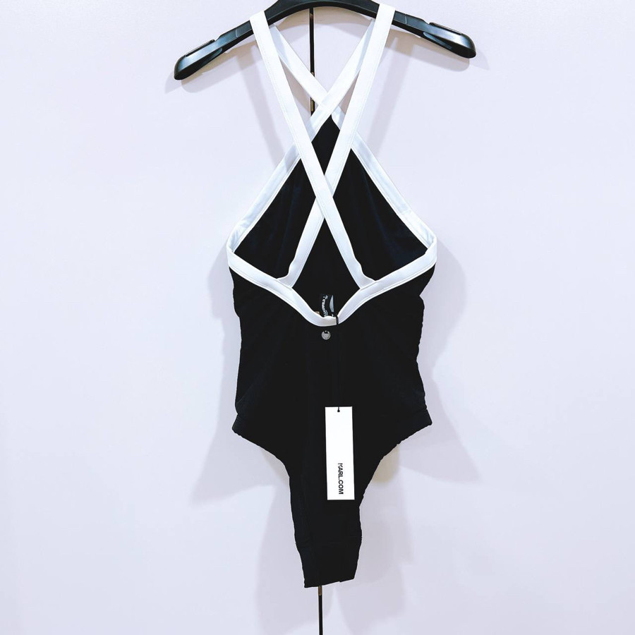 Swimsuit Karl màu đen quai trắng