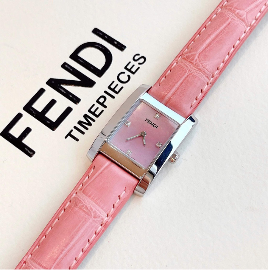 Đồng hồ Fendi Classico 7000L Case 21.5*30.7mm