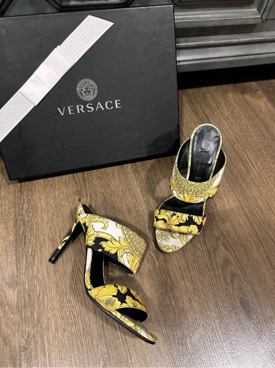 Guốc Versace sz 35 (10p)- new 97%