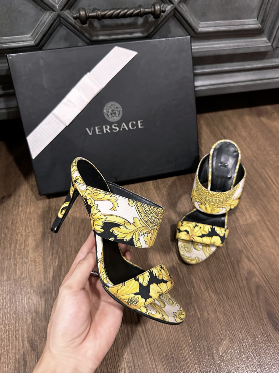 Guốc Versace sz 35 (10p)- new 97%