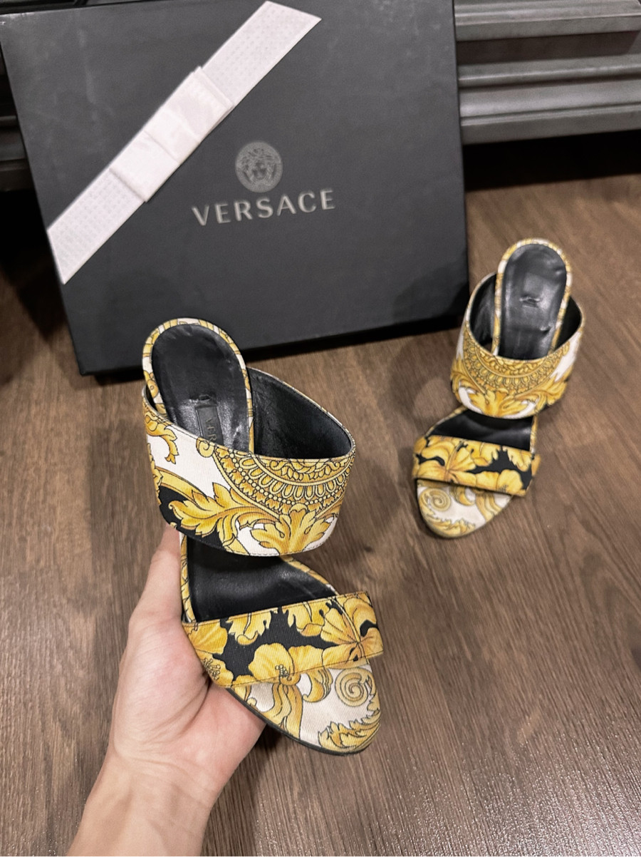 Guốc Versace sz 35 (10p)- new 97%