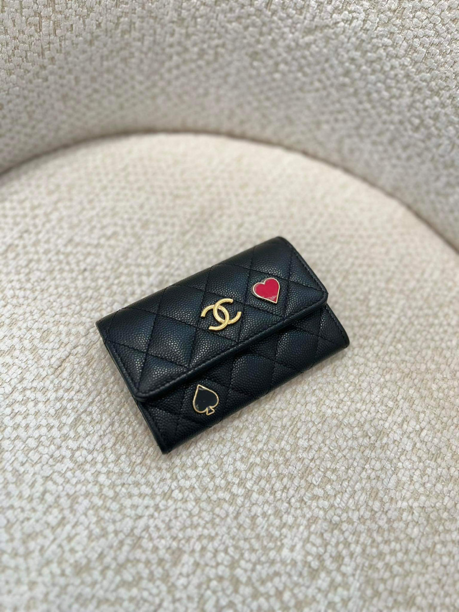 Card holder chanel