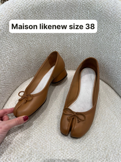Maison shoes