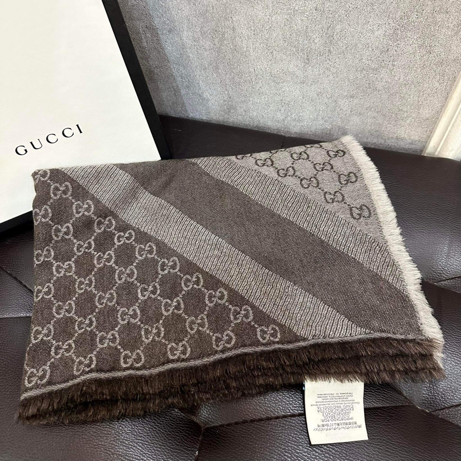 Khăn gucci lụa logo 140x140