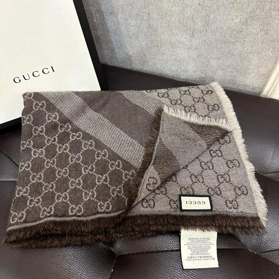 Khăn gucci lụa logo 140x140