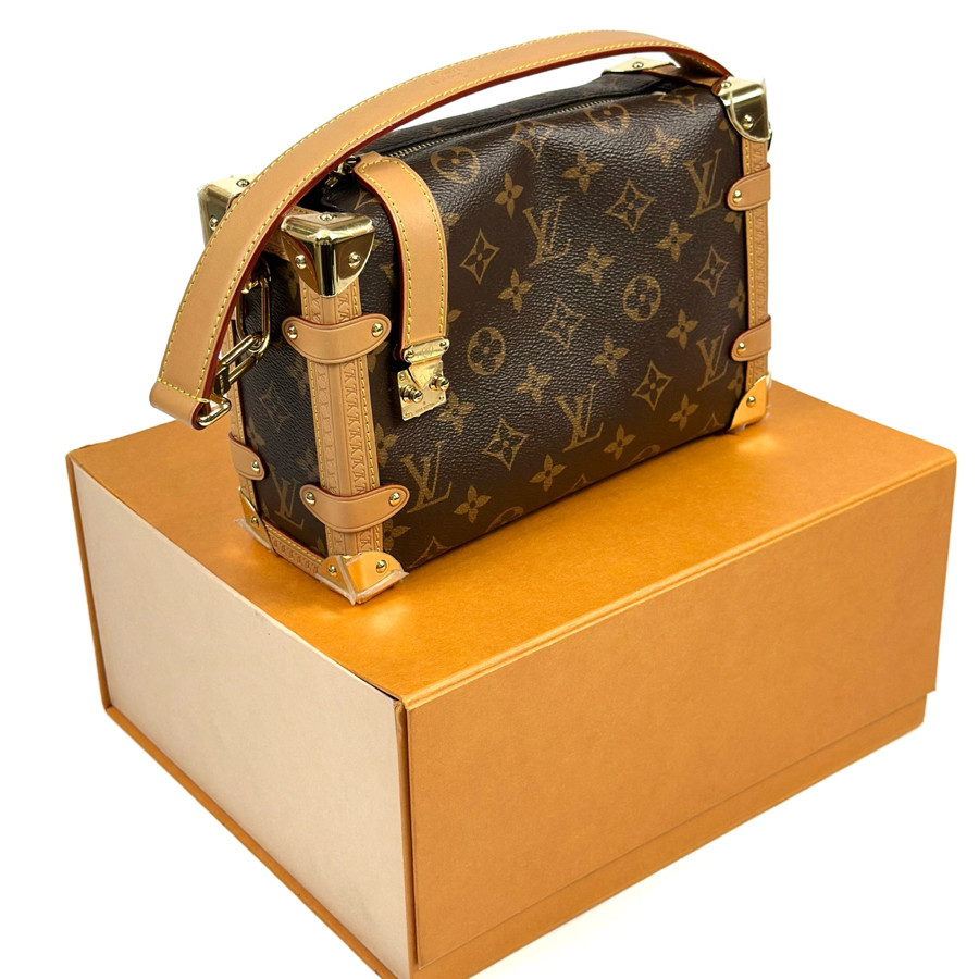 Trunk Louis Vuitton nữ