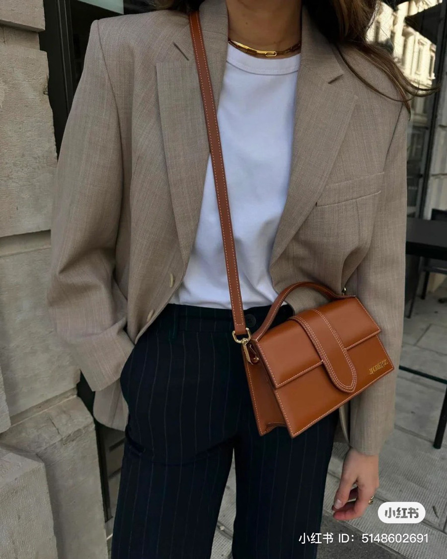 Túi Jacquemus bambino nâu sz 23 💖