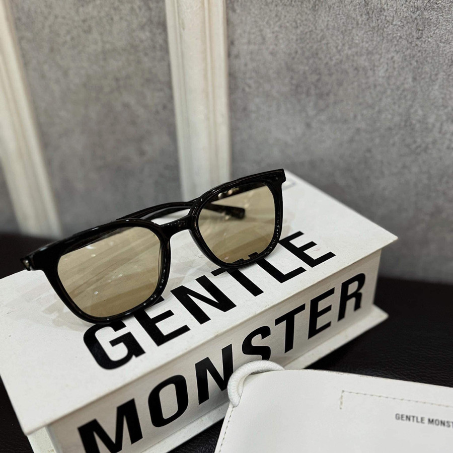 Kính Gentle Monster Tomy sz 54