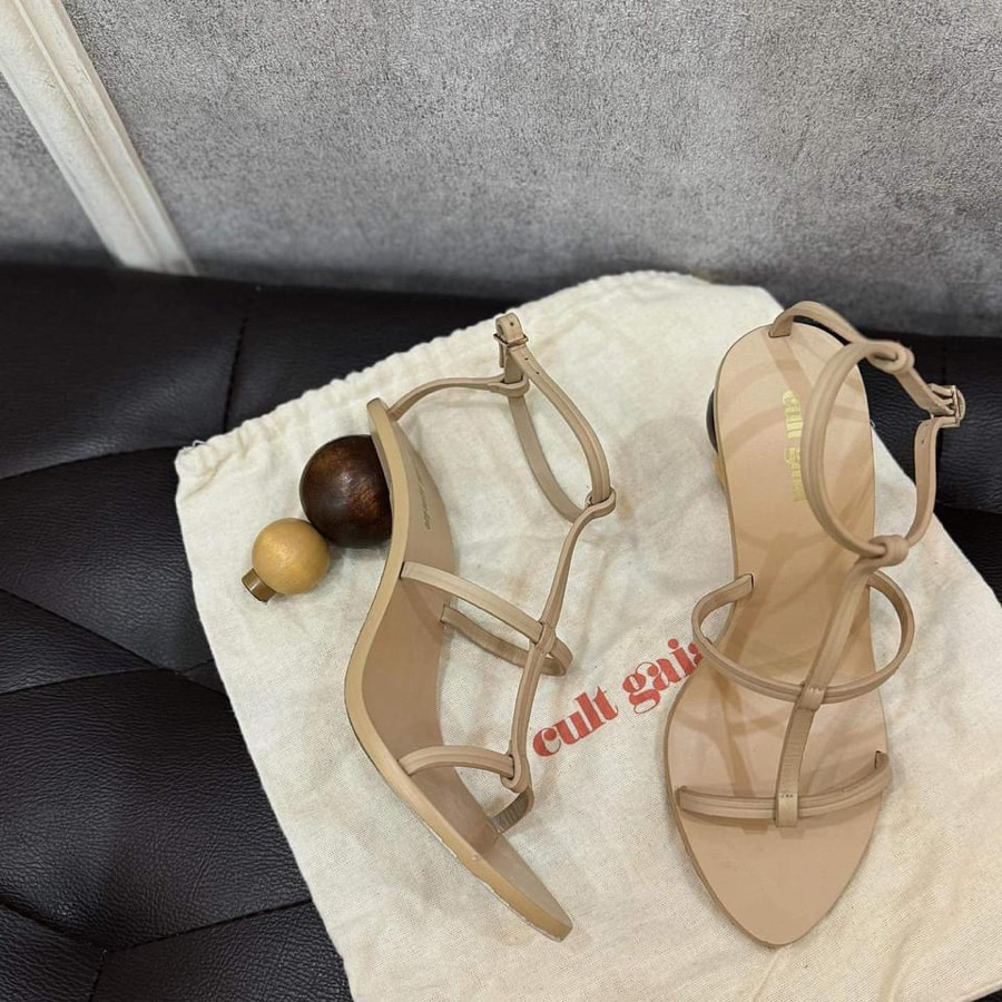 Sandal cult gaia sz 35.5 kèm dust