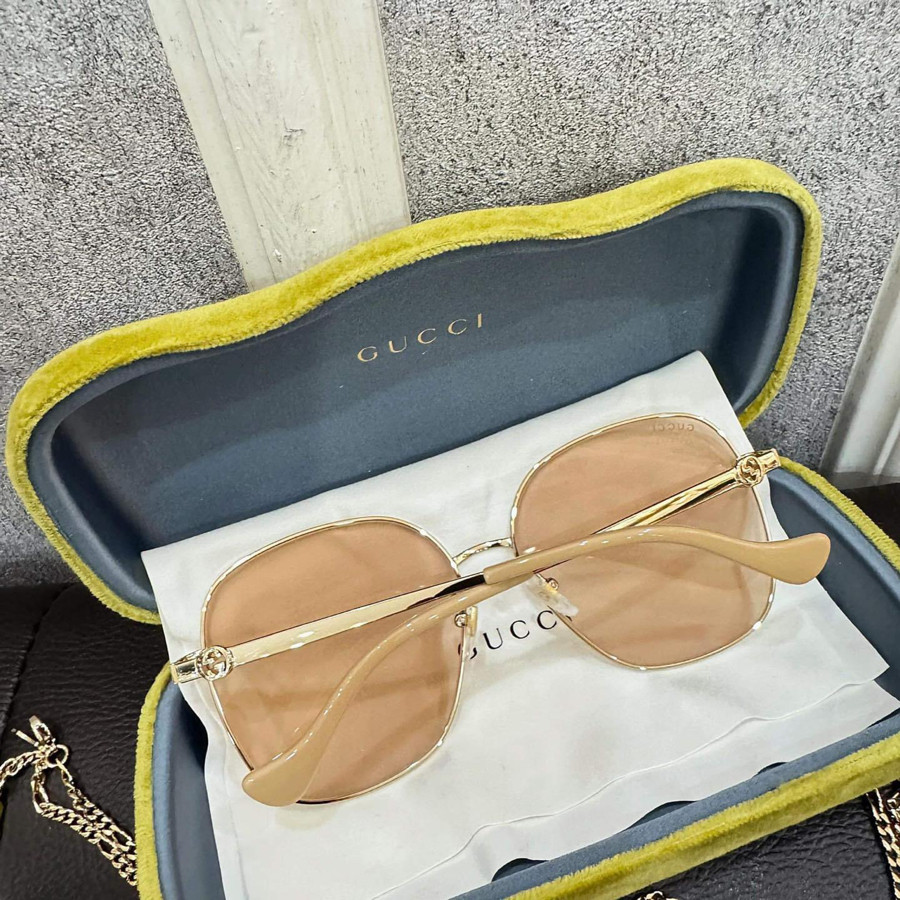 Kính gucci mắt vuông kèm xích sz 61 fullbox