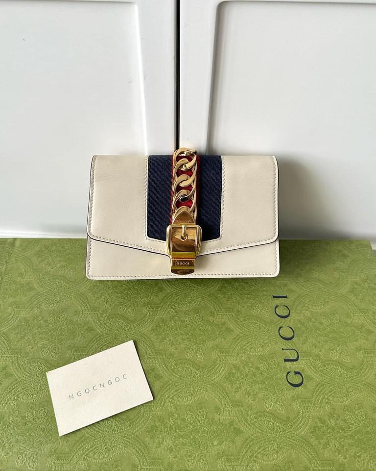 Gucci sylvie mini