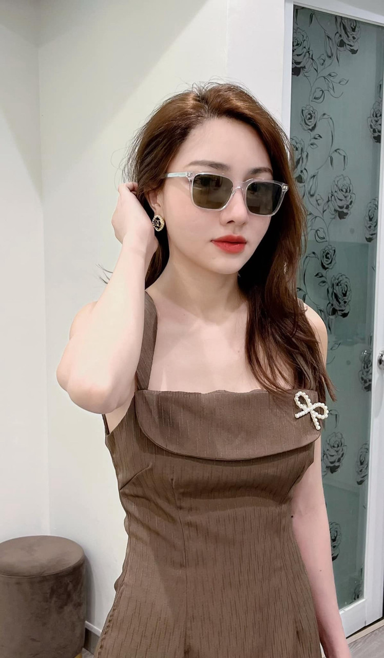 Kính râm Dior Indior S1I siêu nhẹ đi kèm gọng logo quá xinh 🥰