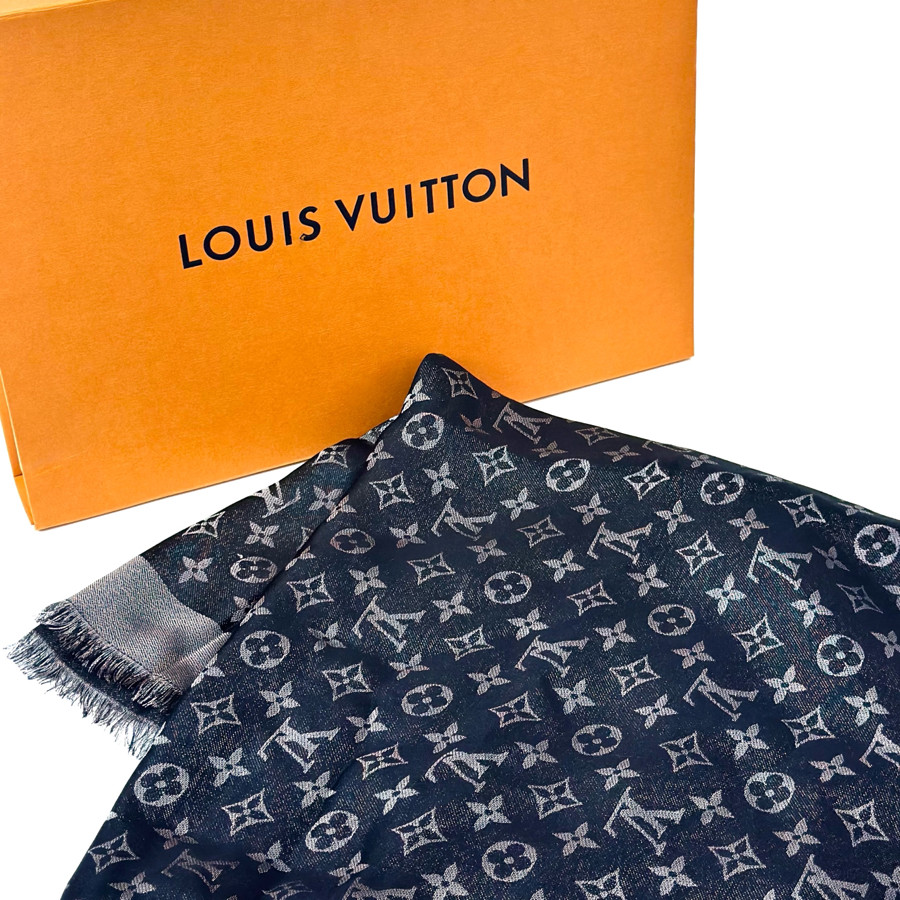 Khăn Louis Vuitton xanh đen new