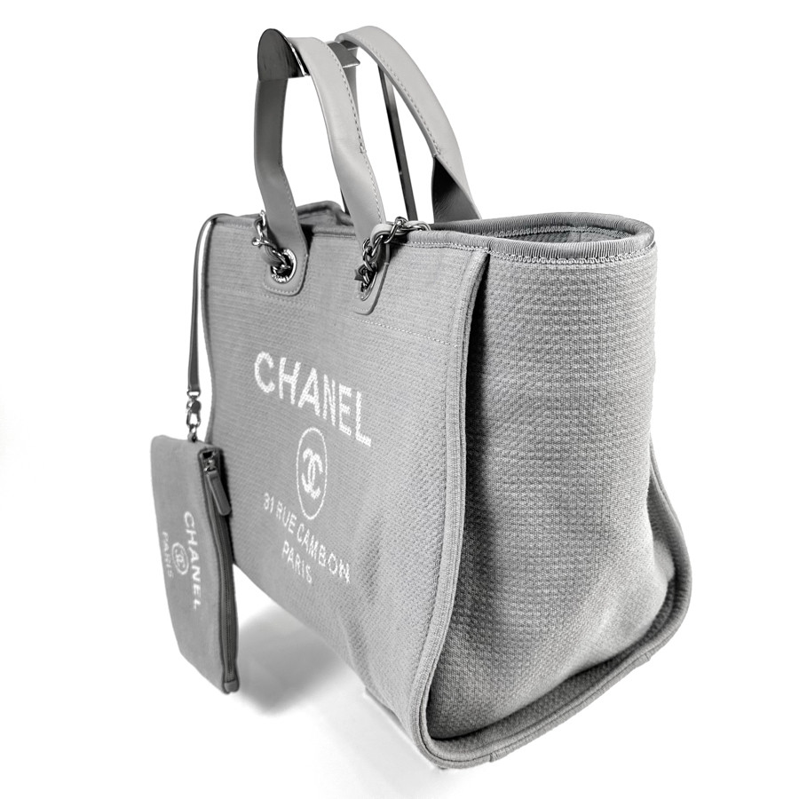 Tote Chanel code chip