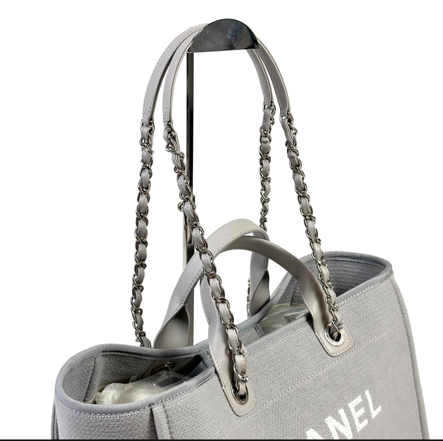 Tote Chanel code chip