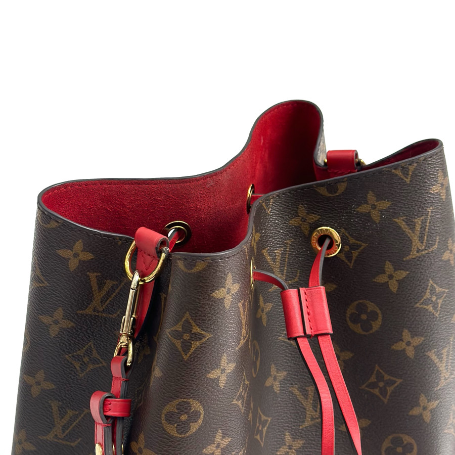 Túi Louis Vuitton Noé