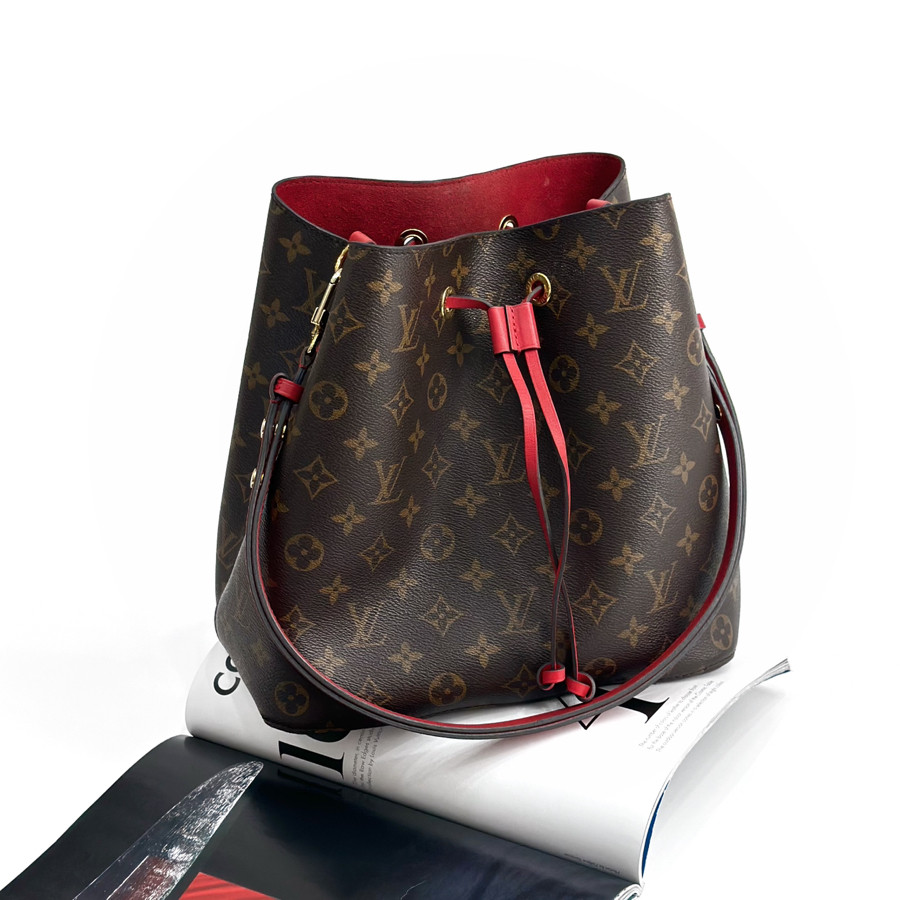 Túi Louis Vuitton Noé