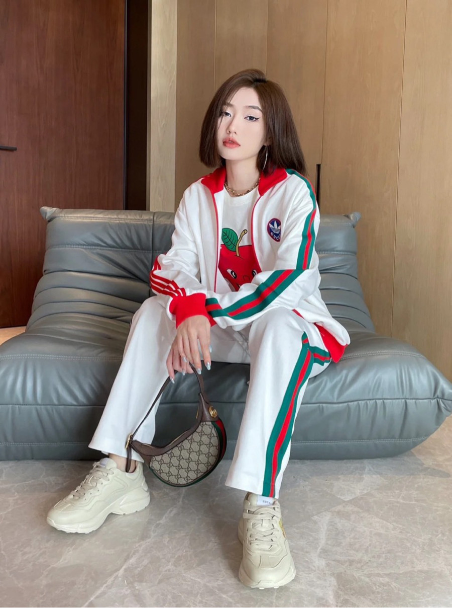 Kẹp nách Gucci ophidia sang chảnh 🥰