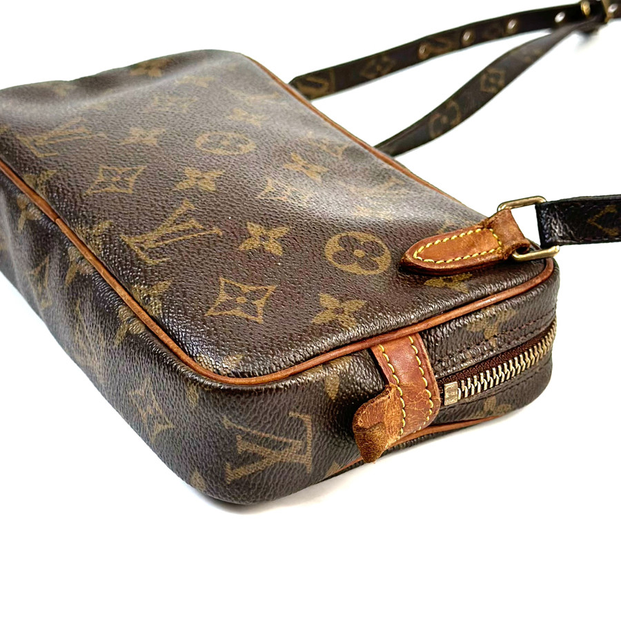 Túi Louis Vuitton đeo chéo vintage