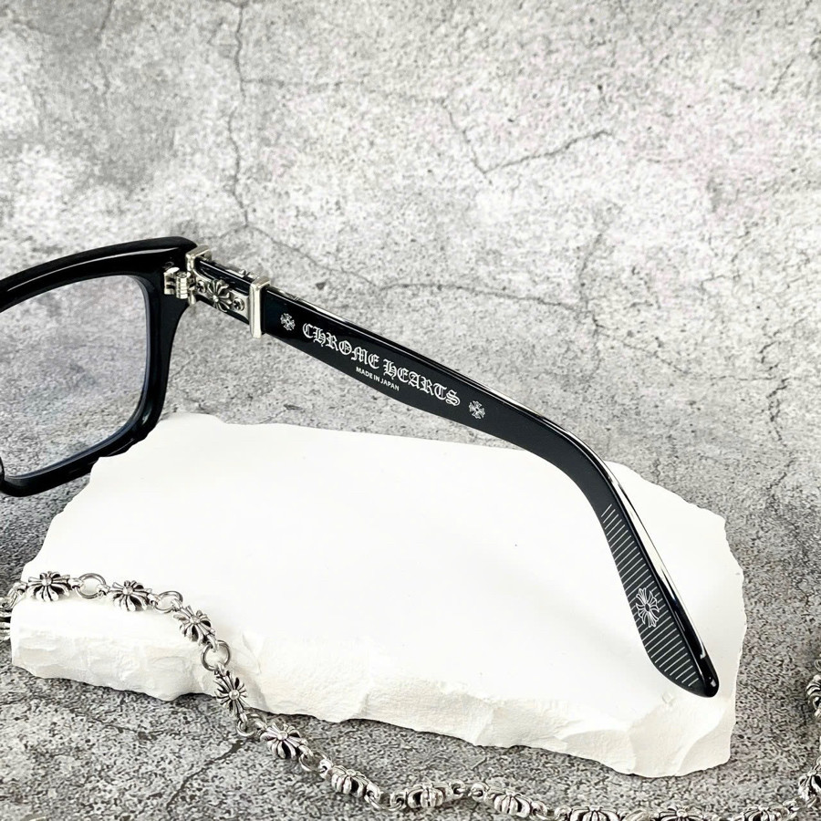 Kính cận Chrome Hearts VAGILLIONAIRE II lens trong đeo cực sáng mặt nha 🥰