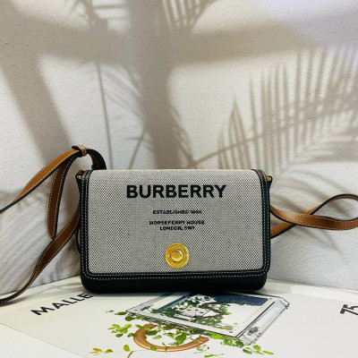 Túi burberry