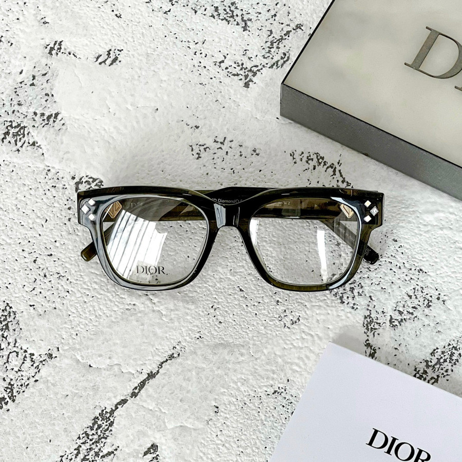 Kính cận Dior CD DiamondO S4 new ss 2024 dáng mắt vuông xanh lạ mắt , gọng họa tiết nổi bật💯