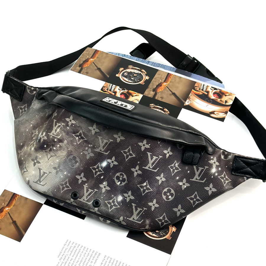 Bumbag Louis Vuitton galaxy