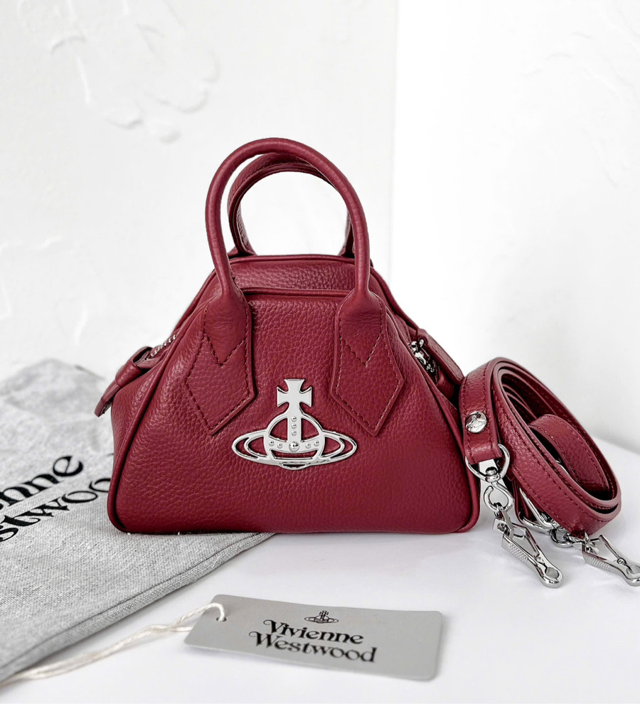 Túi Vivienne westwood mini yasmin đẹp lắm ạ🥕