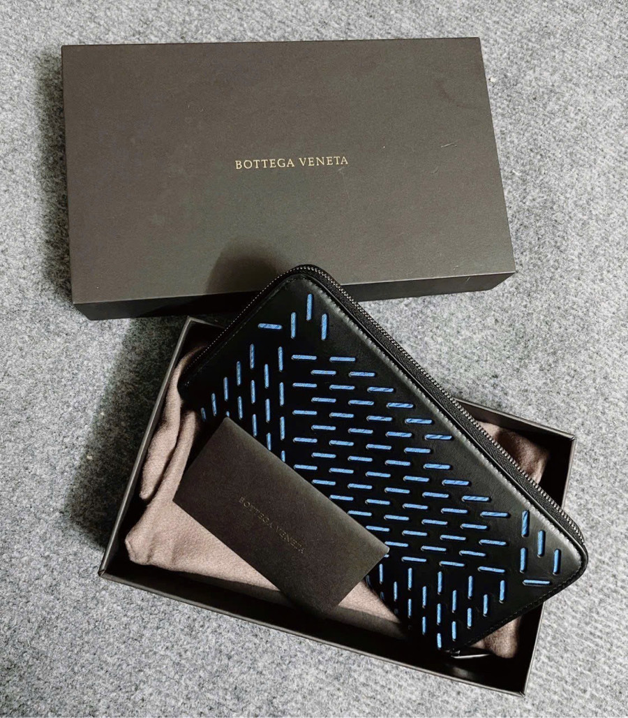 Ví Bottega Veneta