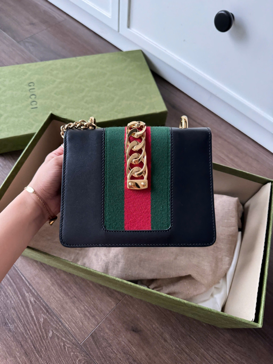 Gucci sylvie mini bag