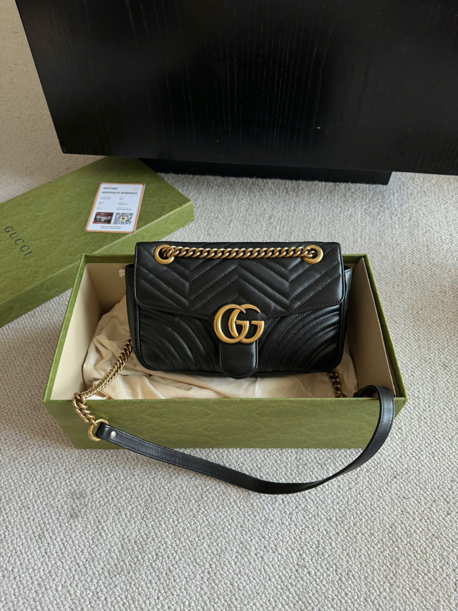 Gucci marmont black