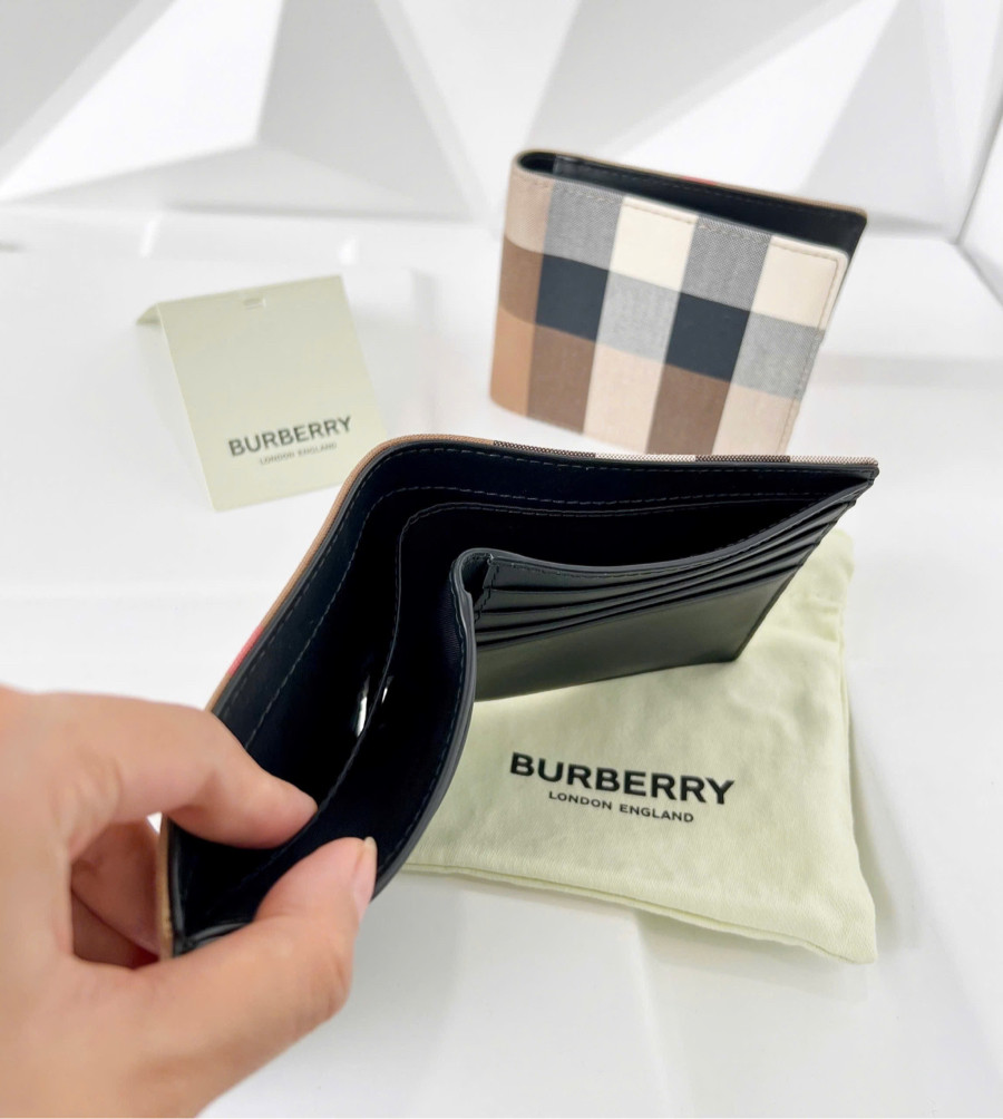 Ví Burberry