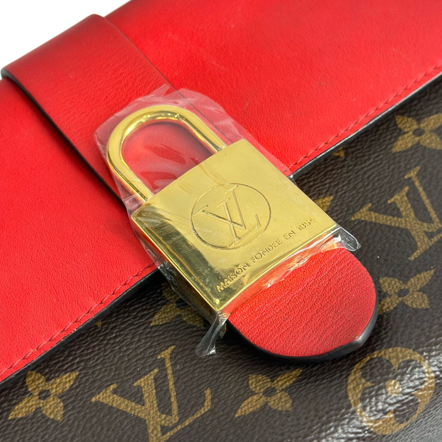 Túi Louis Vuitton locky bb