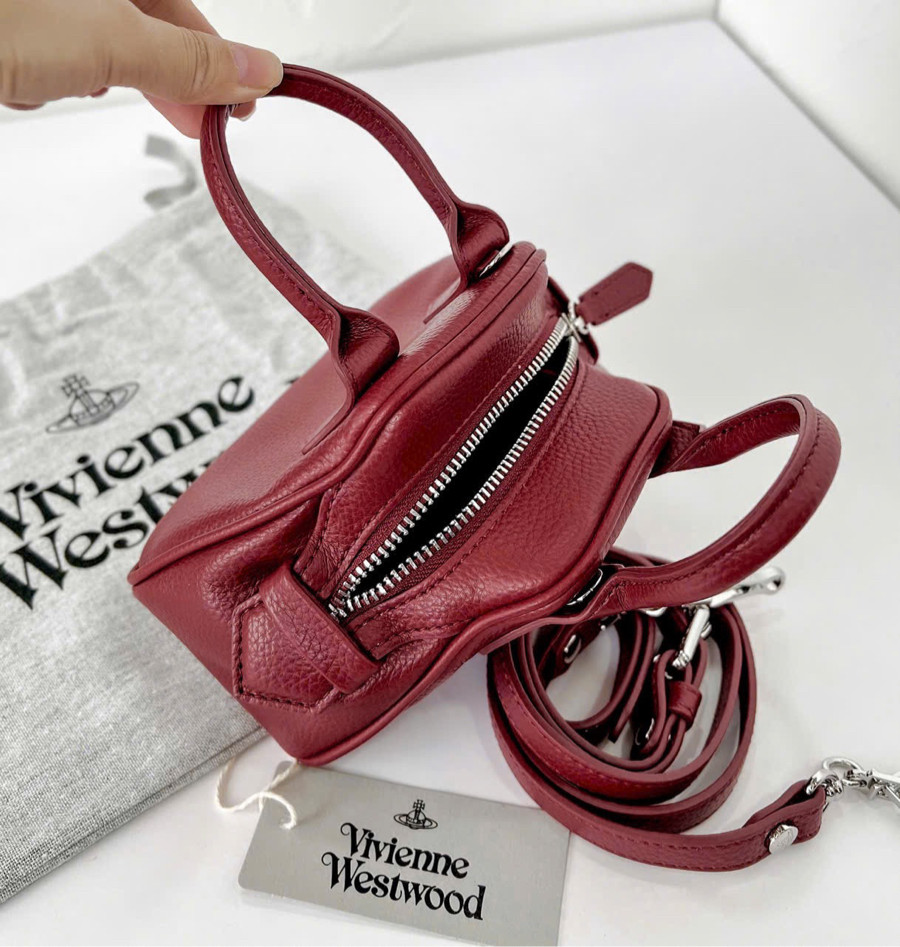 Túi Vivienne westwood mini yasmin đẹp lắm ạ🥕