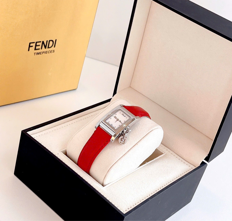 Đồng hồ Fendi Classico 7100L